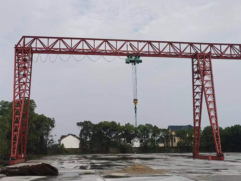 單臂龍門吊在不同工況下的使用特點和適用范圍是怎樣的？