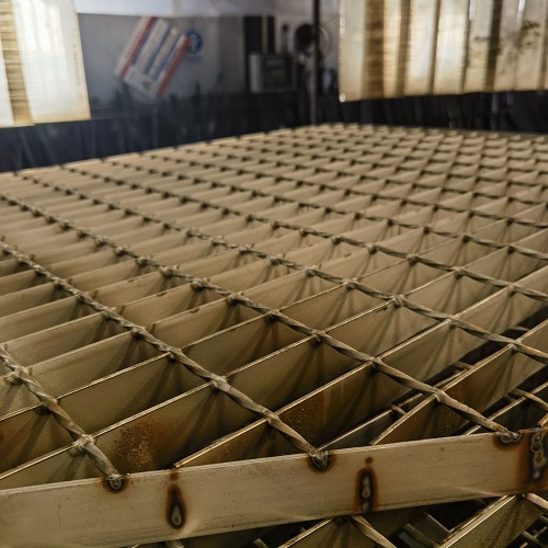 不銹鋼鋼格柵鋼格板的應用領域詳解