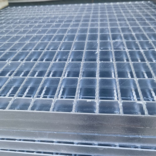 煤礦用鍍鋅鋼格柵鋼格板的性?xún)r(jià)比