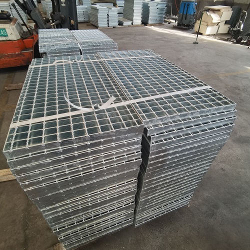 案例解析：某高鐵項(xiàng)目如何通過(guò)定制鋼格板節(jié)省30%成本？