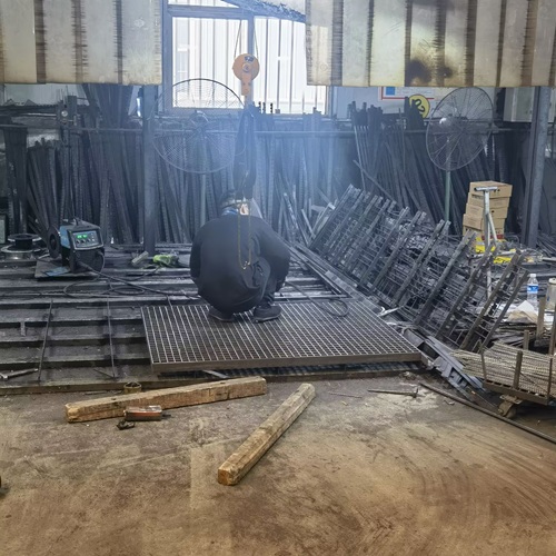 外行看熱鬧，內(nèi)行看門(mén)道！鋼格柵的正確打開(kāi)方式