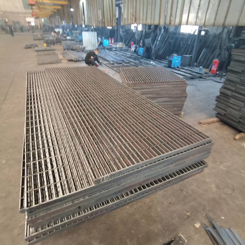 鋼格板熱鍍鋅工藝全流程揭秘