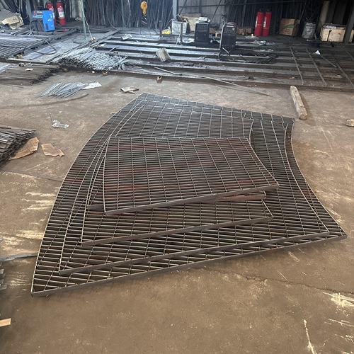 鋼格板憑什么被稱(chēng)為工程界的“香餑餑”