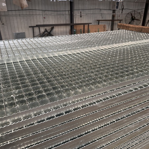 鋼格柵板生銹怎么辦？教你幾招輕松應(yīng)對