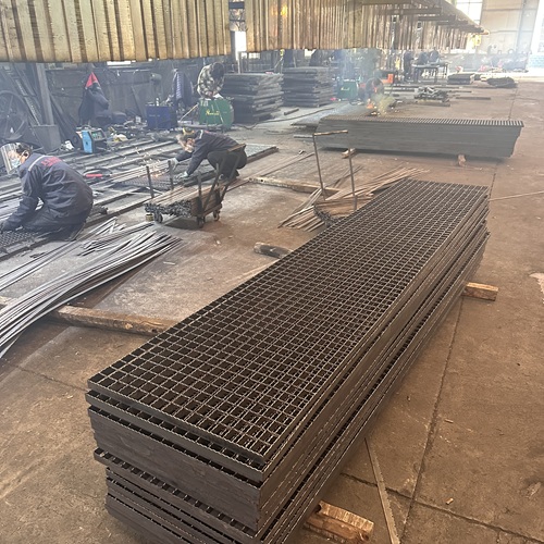 鋼格柵板的“神奇魔法”，讓施工效率翻倍